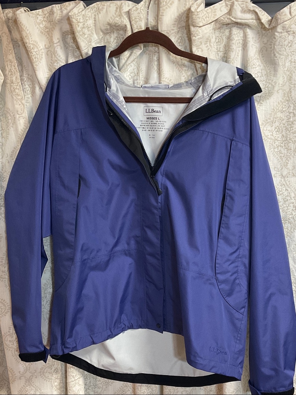 L.L. Bean Women's Deep Purple Waterproof Hooded Jacket